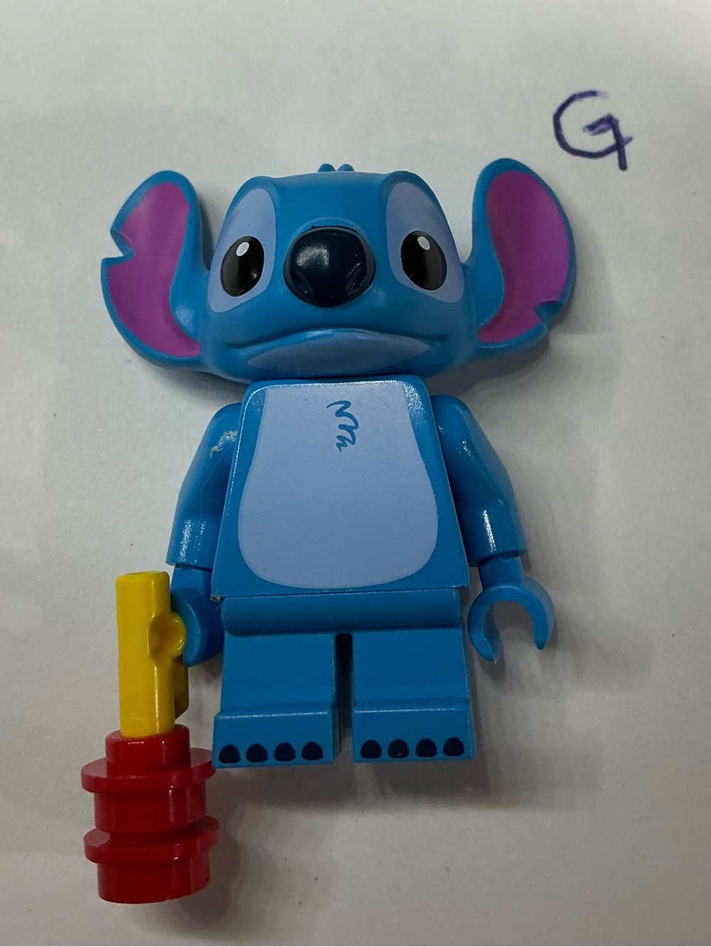 LEGO Disney Stitch minifigure